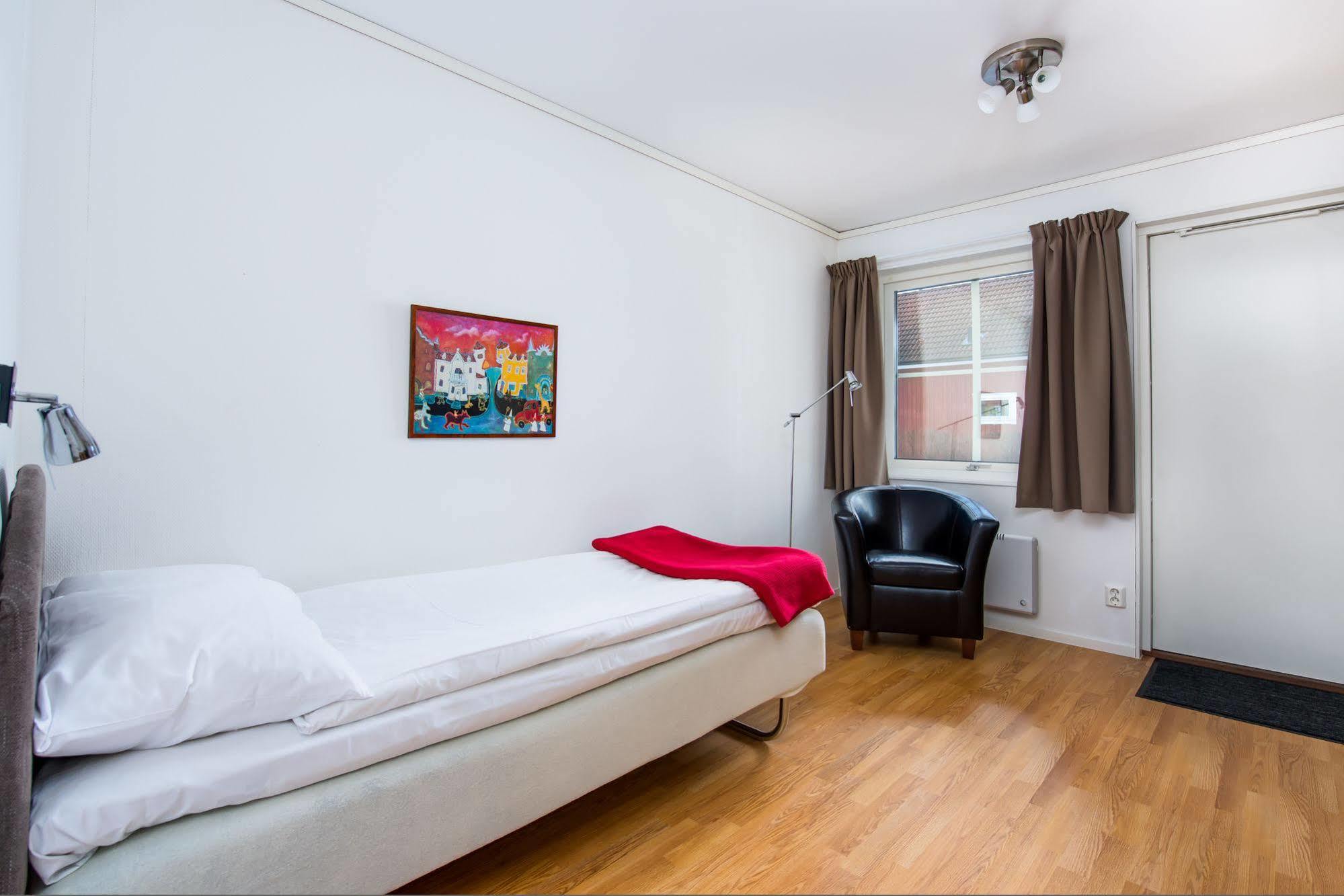Hotell Miskarp Mjolby Exterior photo